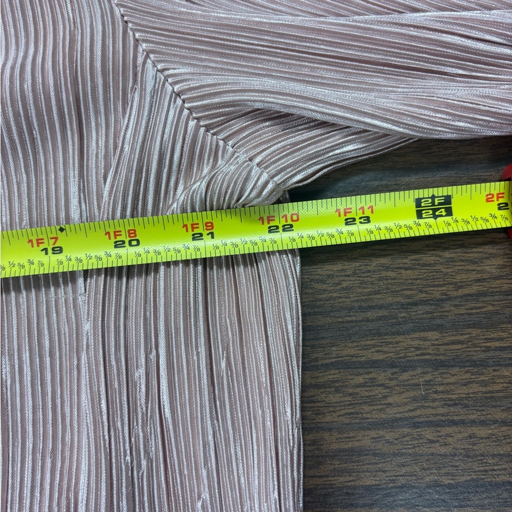 Hippie Laundry Silky Pale Champagne Pink Bomber Jacket - Picture 7 of 9